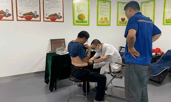 伏贴惠工——热烈欢迎区人民医院走进章丘丰源 伏贴惠工——热烈欢迎区人民医院走进章丘丰源