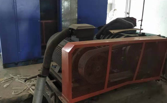 章丘丰源生产的fsr250G型号罗茨风机正式在山东国铭球墨铸管科技投入使用 图片关键词